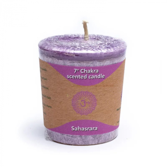 Kit Chic Tonic Sahasrara. Bougie des chakras parfumée, 7ème chakra pour méditation et élévation spirituelle. A retrouver dans la catégorie Nos Essentiels Bien-Être. Kit énergétique chakra, affirmations et rituel mantra du matin.