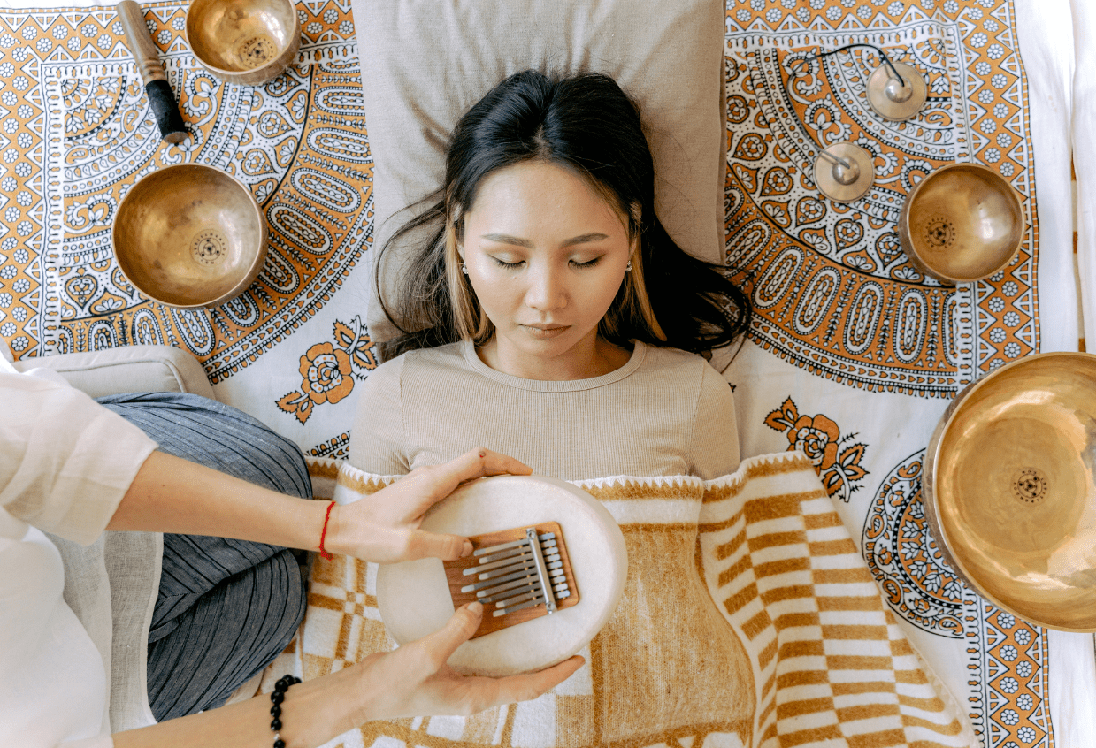 Kit chakra pour cultiver son bien-être et harmoniser ses chakras – objets spirituels pour ouvrir ses chakras et pour équilibrer l’énergie.
