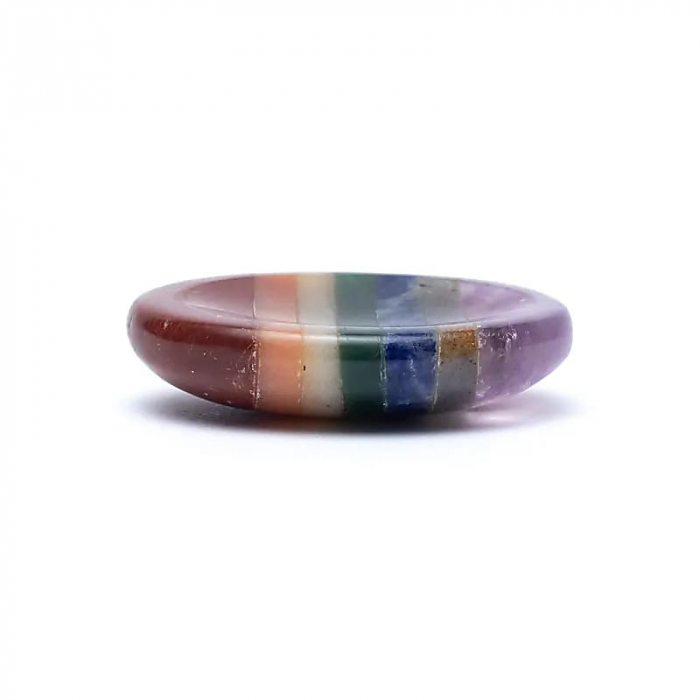 Pierre du souci en améthyste polie avec une empreinte pour le pouce. A retrouver dans la catégorie Culture du Bien-Être. Kit énergétique chakra, affirmations et rituel mantra du matin.