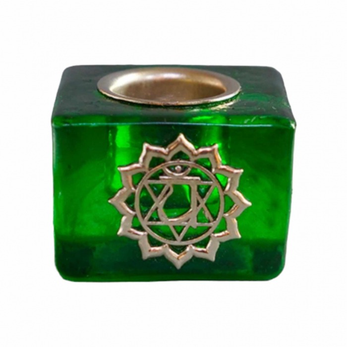 Bougeoir verre chakra cœur Anahata, conçu pour créer une ambiance apaisante et équilibrée. A retrouver dans la catégorie Culture du Bien-Être. Kit énergétique chakra, affirmations et rituel mantra du matin.