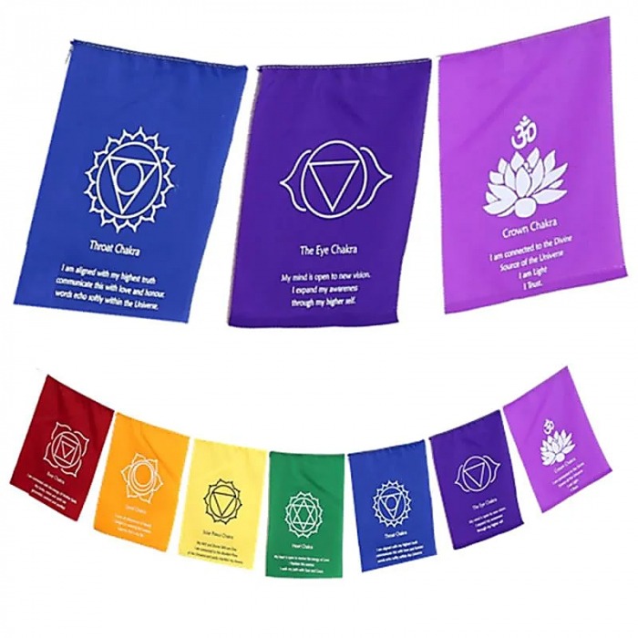 Kit Chakra Peps, vibrant pour réaligner tes chakras : 7 encens, un porte-encens coloré et des drapeaux tibétains sacrés. Energie et style garantis. Kit énergétique chakra, affirmations et rituel mantra du matin.